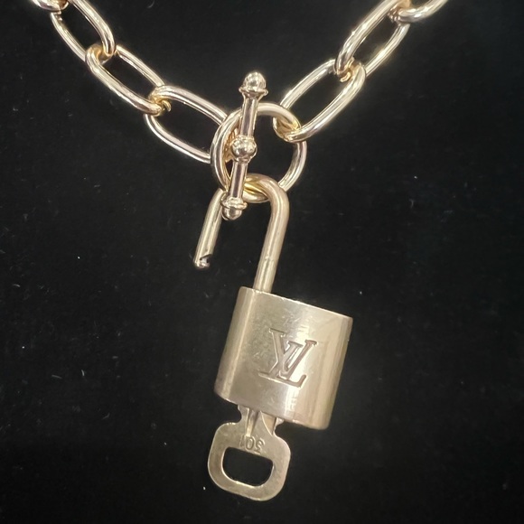 LOUIS VUITTON CHOKER - Picture 5 of 7